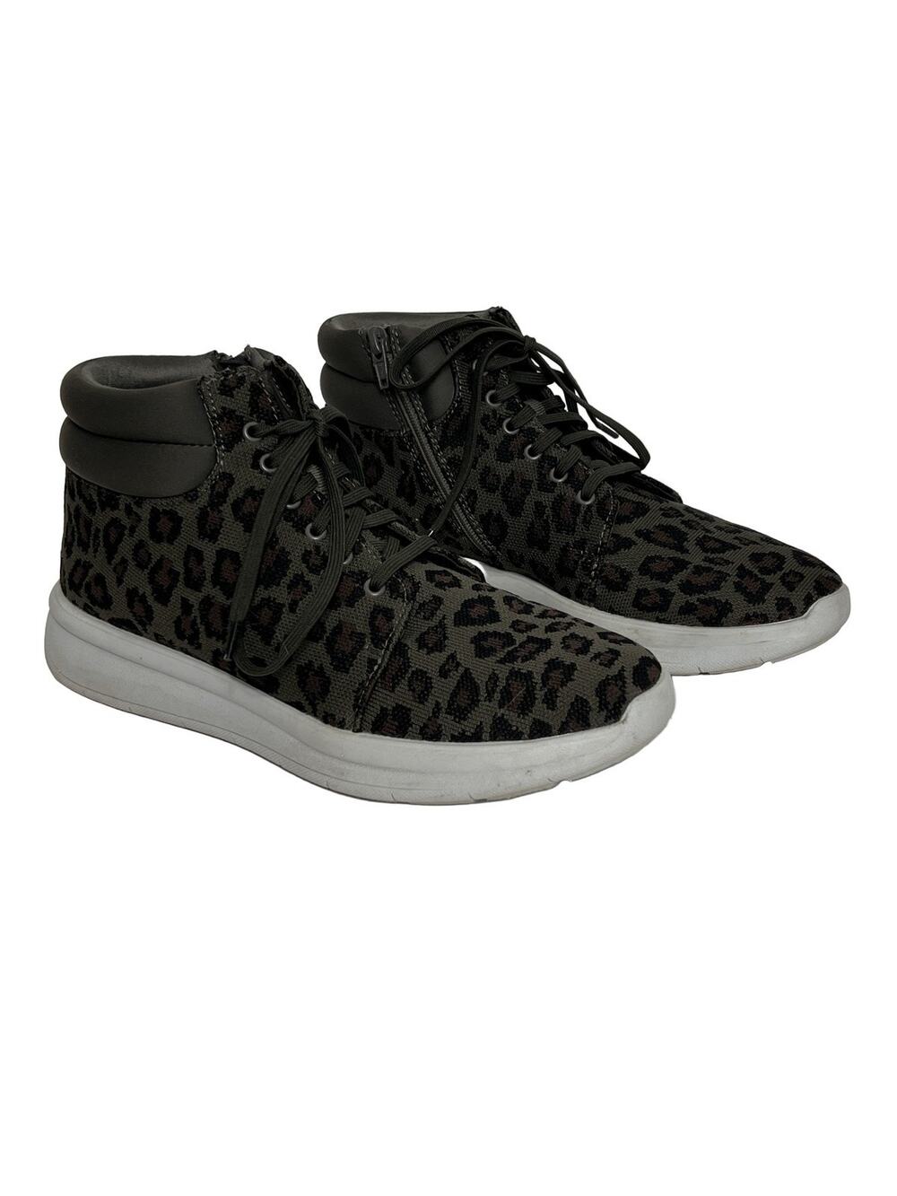 Clarks Cloudsteppers Sneakers Shoe Size 9 Olive Leopard High Top Zipper